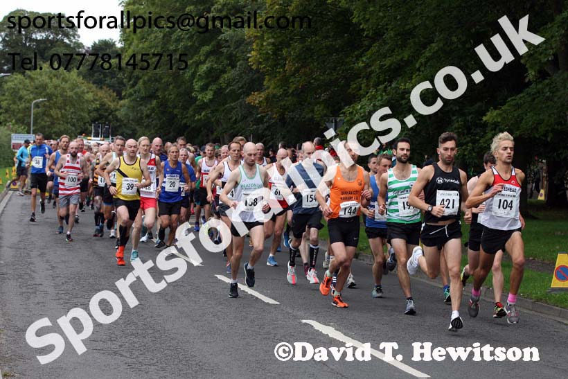 Tynedale Jelly Tea 10 Mile Road Race, Ovingham, Northumberland. Photo: David T. Hewitson/Sports for All Pics